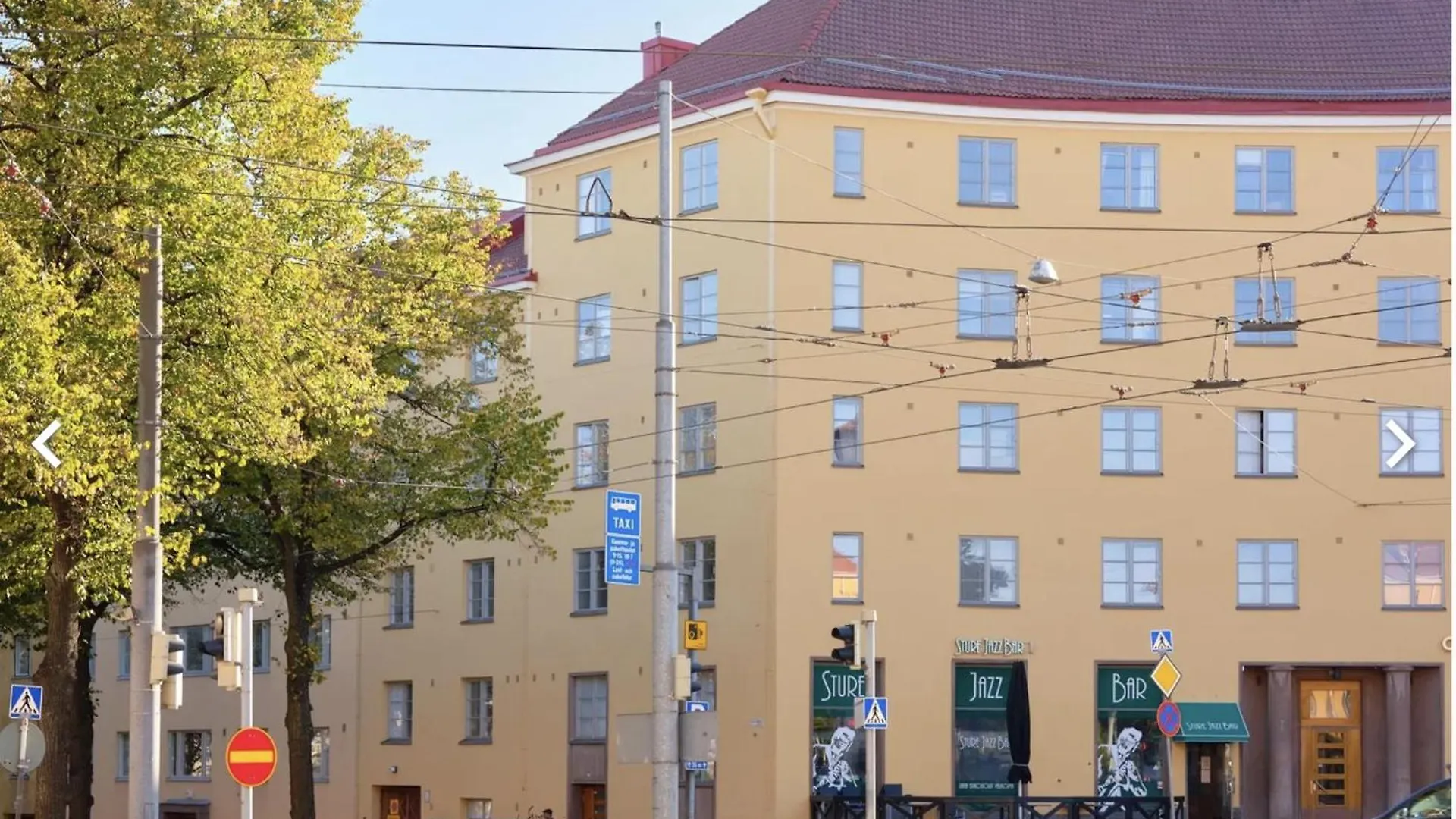 Cozy City Studio By Tram And Bus Stops location
